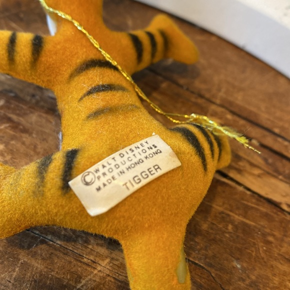 VTG Disney Tigger Flocked Christmas Ornament Hong Kong 60s - Picture 3 of 5